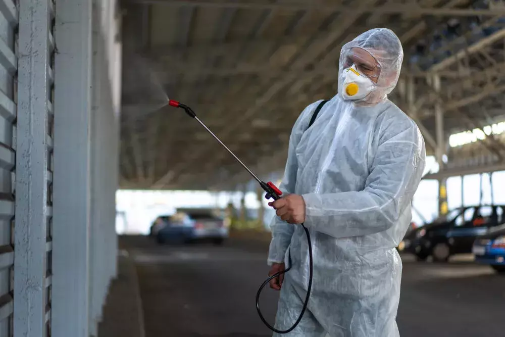 Doenças respiratórias em alta no RJ: Como a sanitização de ambientes ajuda a eliminar vírus, fungos e bactérias.